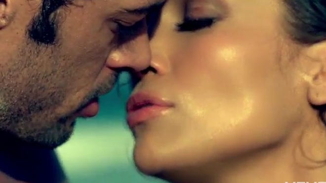 jlo and william levy